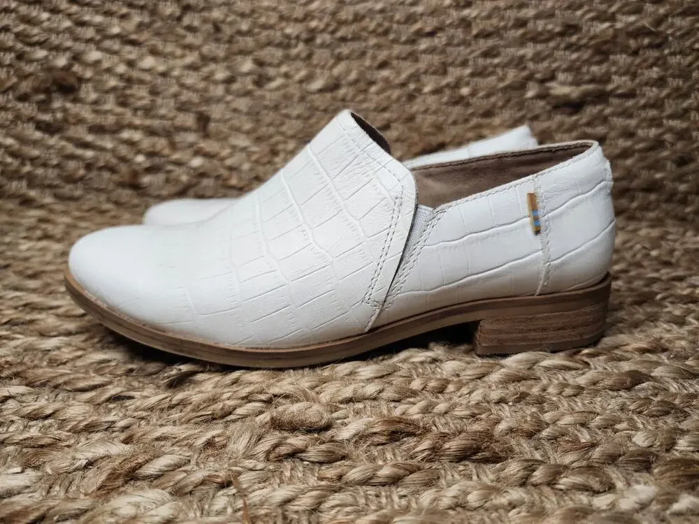 Womens Toms Shaye Low White Croc Emboss Fashion Leather Loafers Size 7